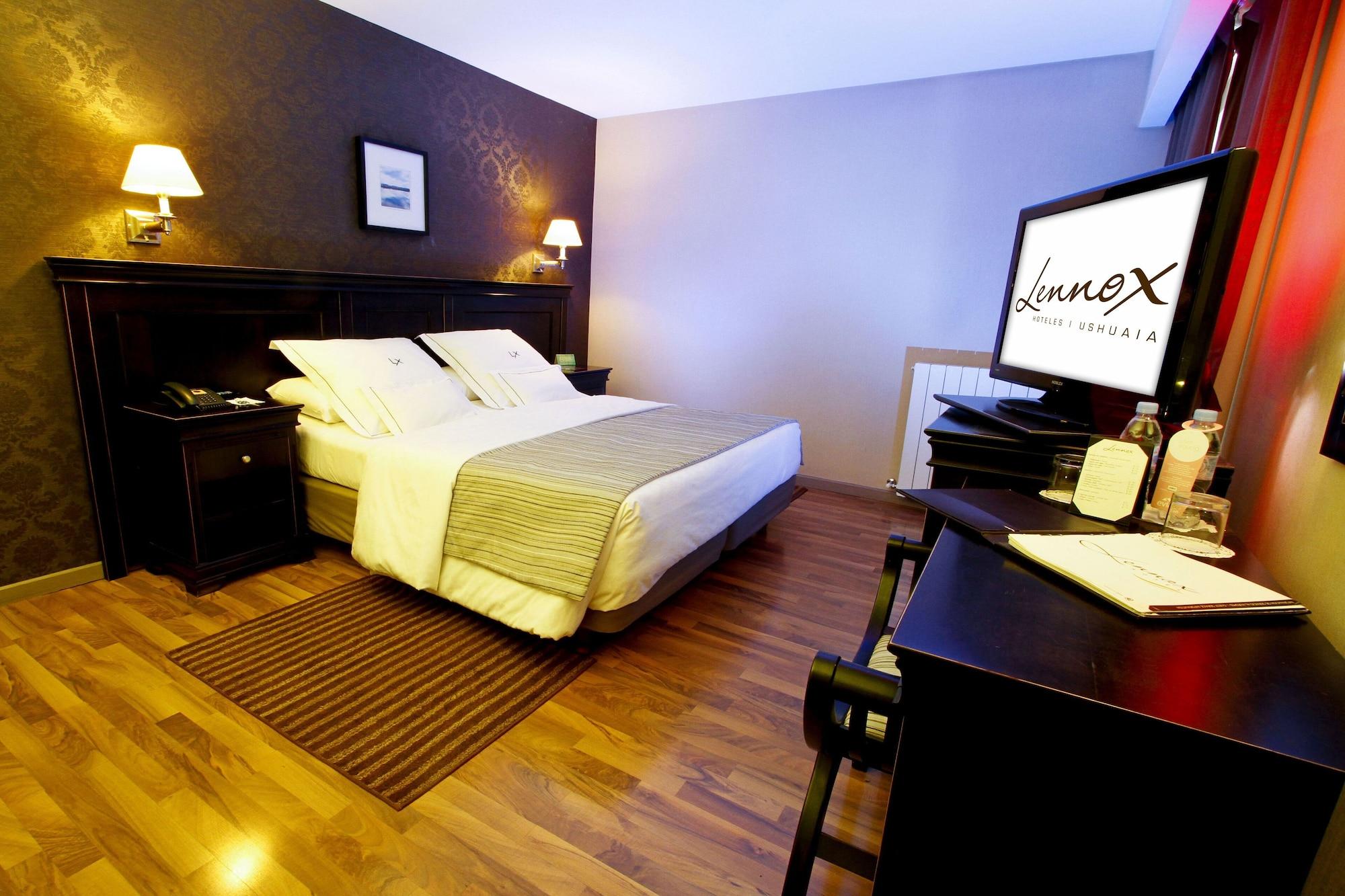 Lennox Ushuaia Hotel Exterior photo
