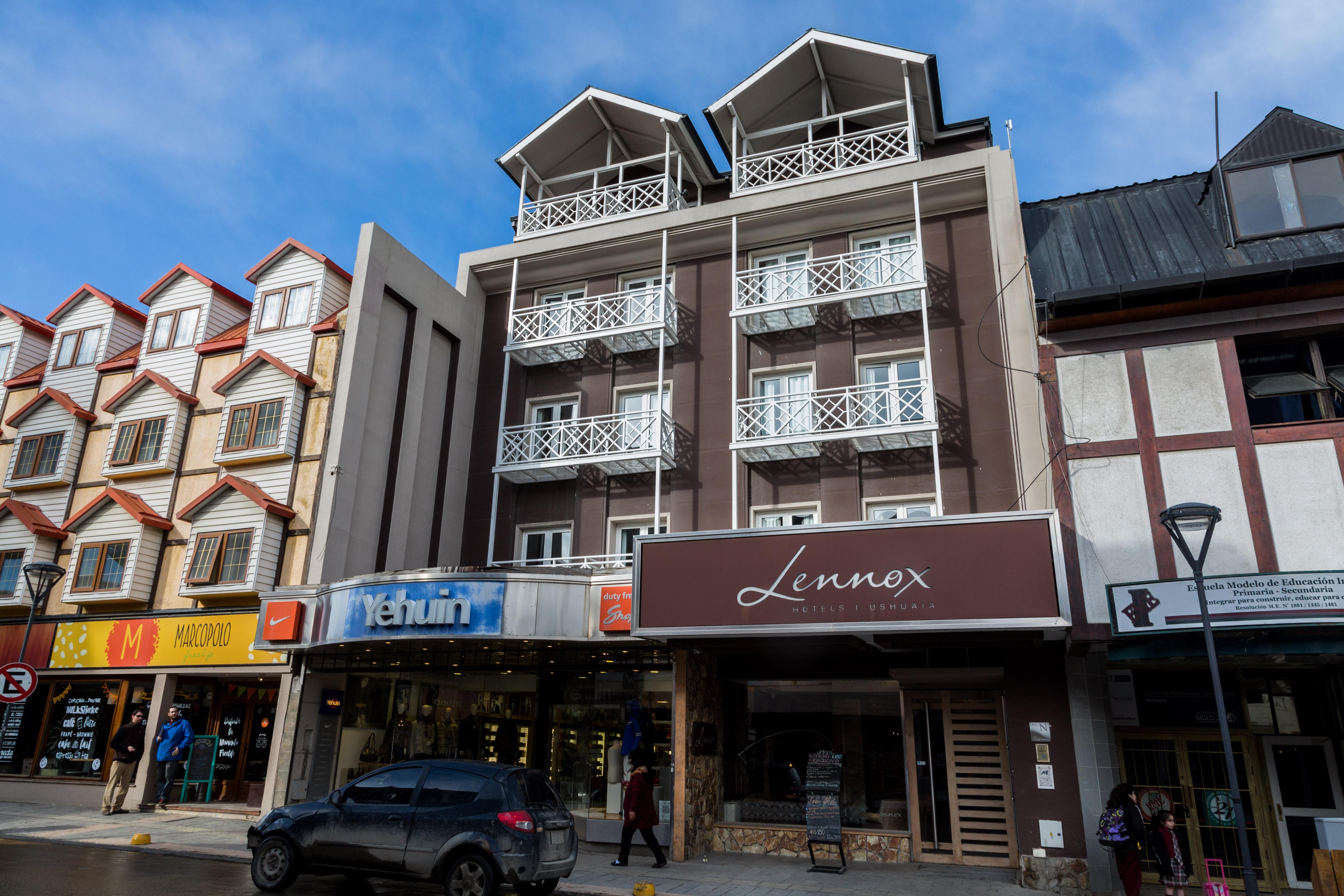 Lennox Ushuaia Hotel Exterior photo