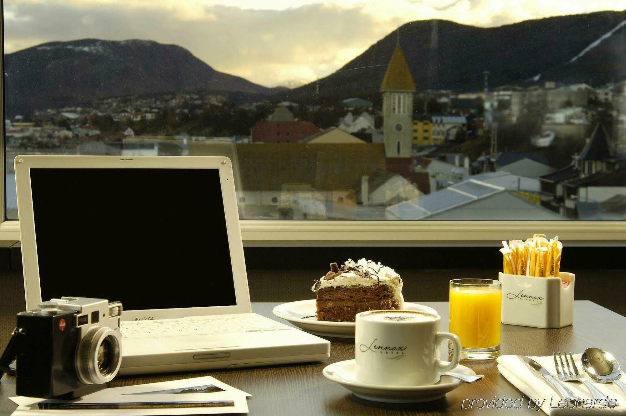 Lennox Ushuaia Hotel Exterior photo